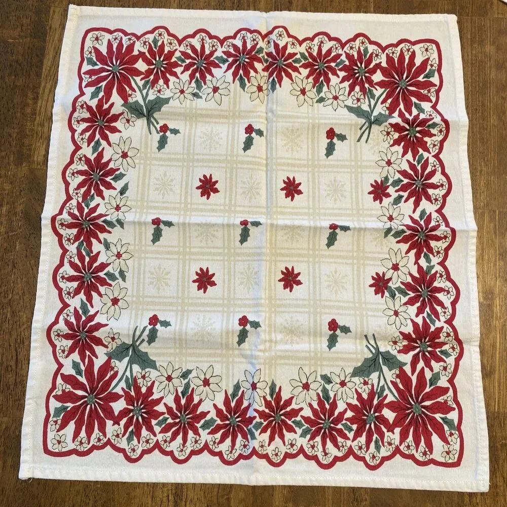 Set of 4 Christmas Holiday Cloth Napkins Poinsettias Square Snowflake 20”x19”